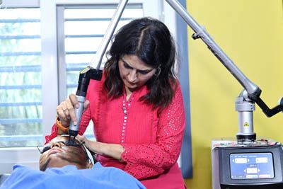 Laser Specialist Dr. Tavinder Thakur
